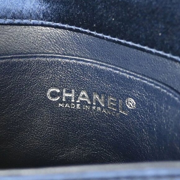 Chanel Navy Satin Mademoiselle Lock Choco Bar Handbag 116039 - Picture 8 of 10